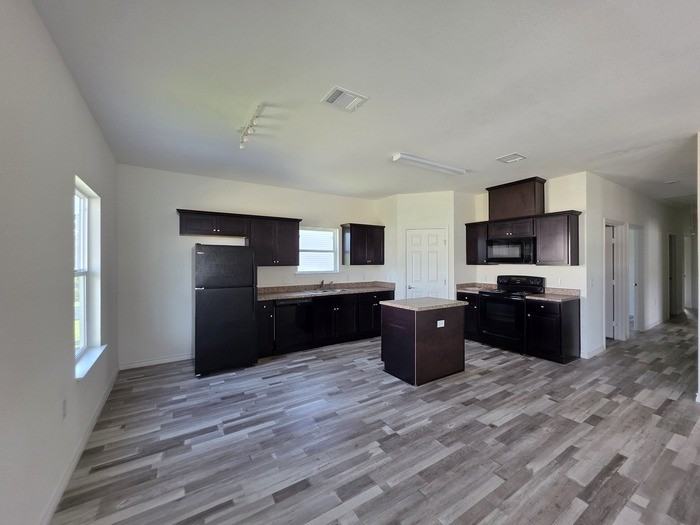 6322 Red Oak Dr - Photo 4 of 14