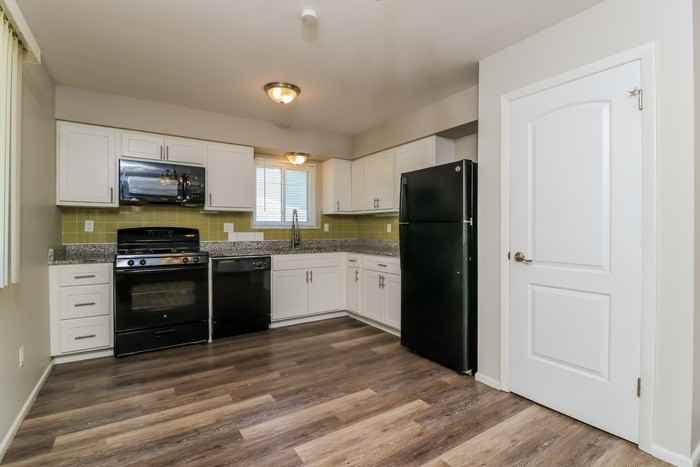 12041 Rosevalley Ln - Photo 5 of 13