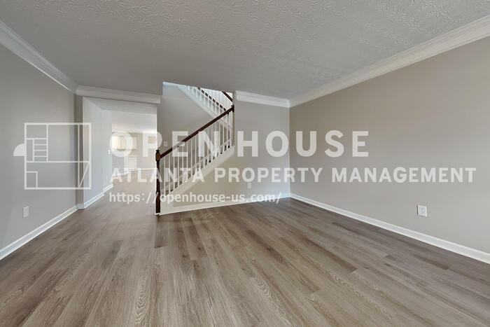 3118 Farmstead Ct - Photo 6 of 24