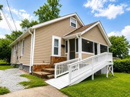 featured image of 307 Alsobrook St