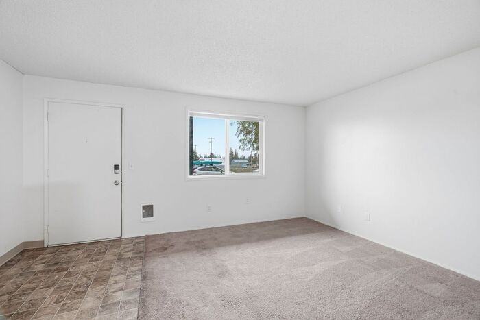 18 W 2nd St #319 - Photo 2 of 46