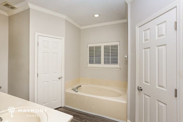 260 Azalea Ct - Photo 7 of 12