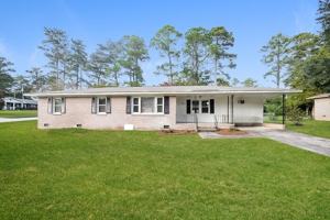 featured image of 21 Newport Dr