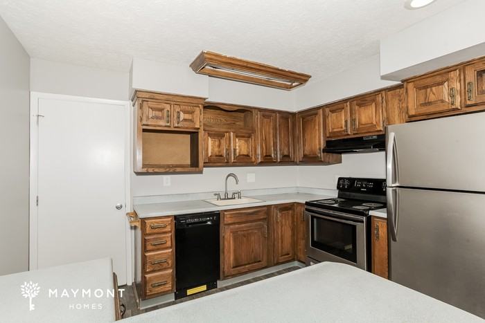 3114 Nightfall Ct - Photo 4 of 11
