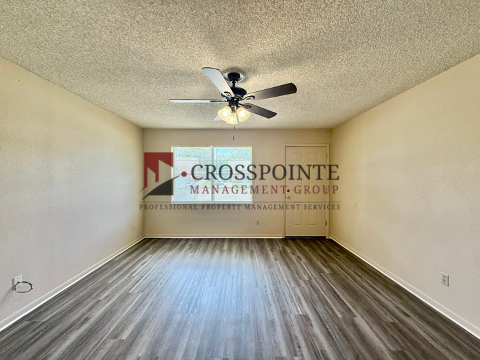 12440 Cimmarron Dr #208 - Photo 3 of 16