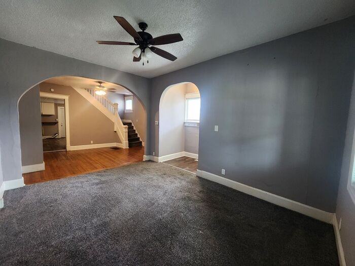 220 S 14th St #222S14th - Photo 4 of 18
