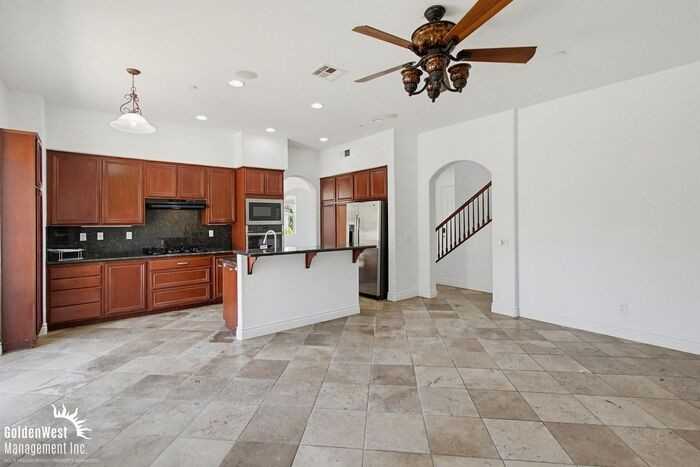 637 Oak Glade Dr - Photo 7 of 25