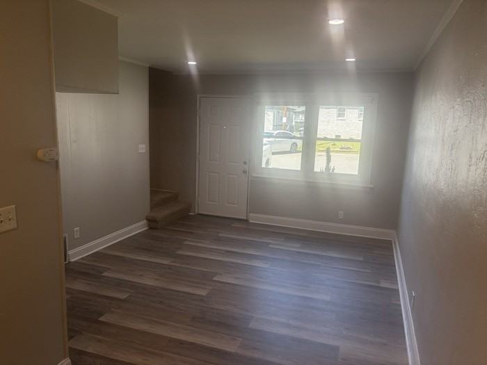 2407 Julia Ave #4 - Photo 3 of 8