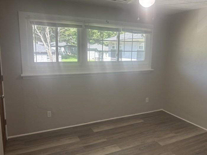 2407 Julia Ave #4 - Photo 7 of 8
