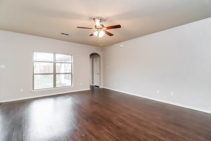 3153 Hanna Ranch Blvd - Photo 4 of 16