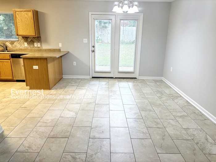 193 Sagebrook Dr - Photo 5 of 28