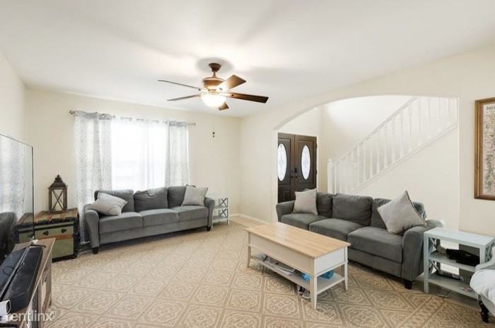7562 Cedar Ave - Photo 2 of 13