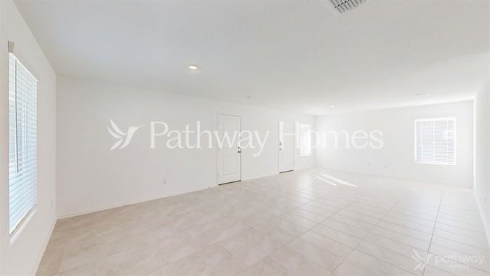 8801 Red Fox Trl - Photo 4 of 26