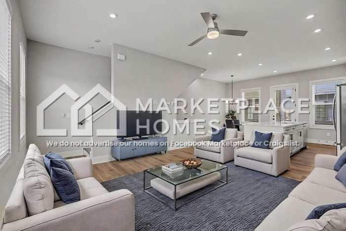 1374 Cozy Cir Se - Photo 4 of 28