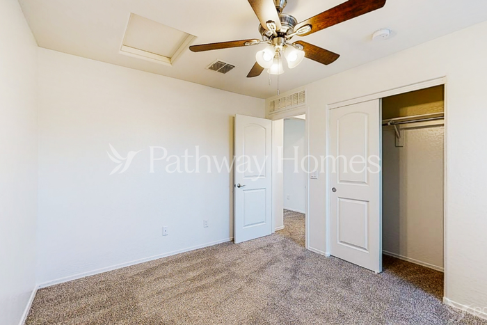 16604 W Sierra St - Photo 4 of 20