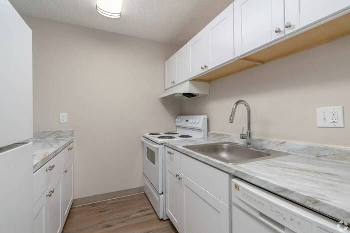 4929 Sw Scholls Ferry Rd #45 - Photo 5 of 11