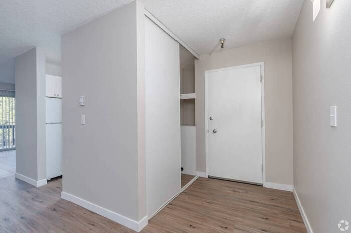 4929 Sw Scholls Ferry Rd #45 - Photo 6 of 11