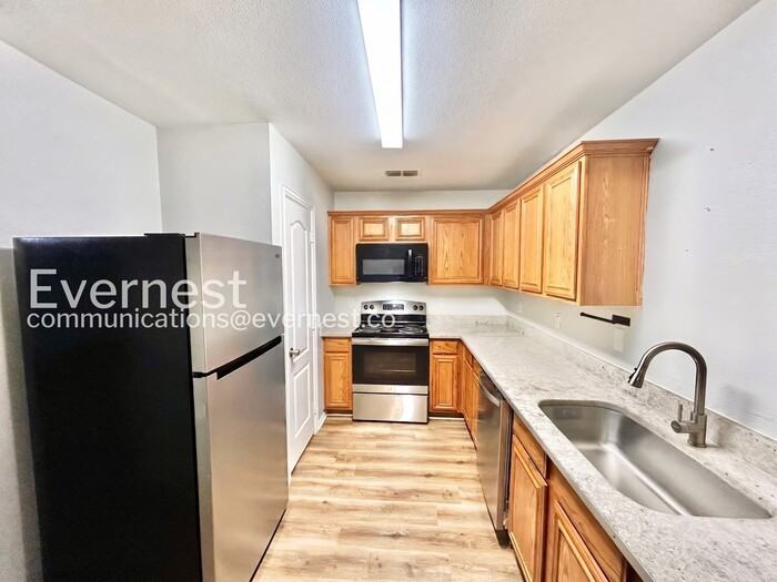 306 Ezekial Ave - Photo 2 of 23