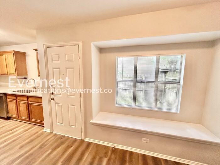 306 Ezekial Ave - Photo 3 of 23