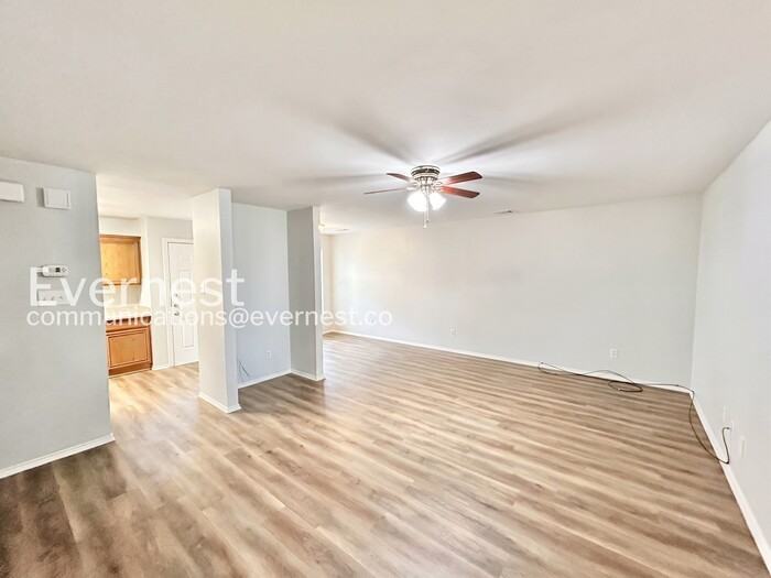306 Ezekial Ave - Photo 4 of 23