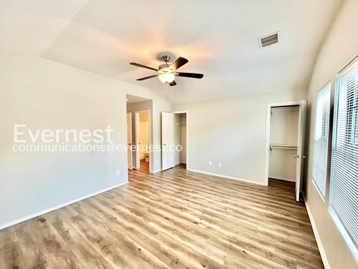 306 Ezekial Ave - Photo 7 of 23
