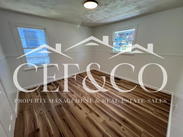 228 Caulder Cir - Photo 4 of 13
