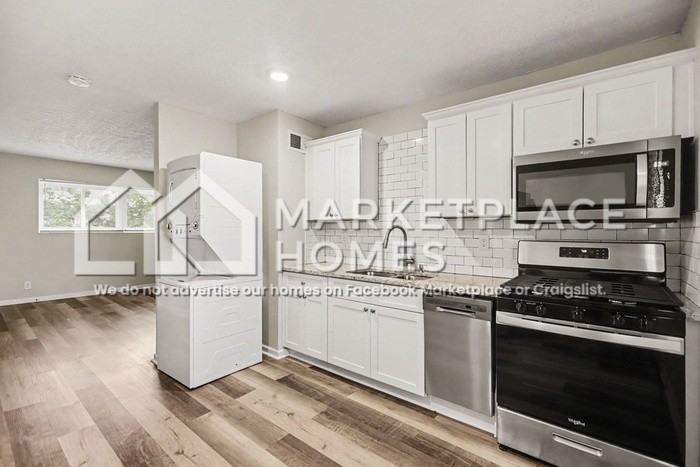 Todd St Se #C - Photo 7 of 26