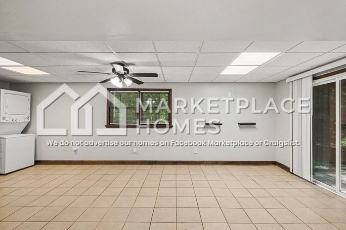 434 Forrest Ave #B - Photo 4 of 19