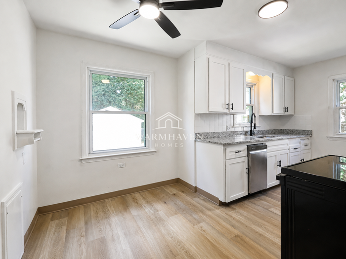 1575 Idlewood Ave - Photo 5 of 16