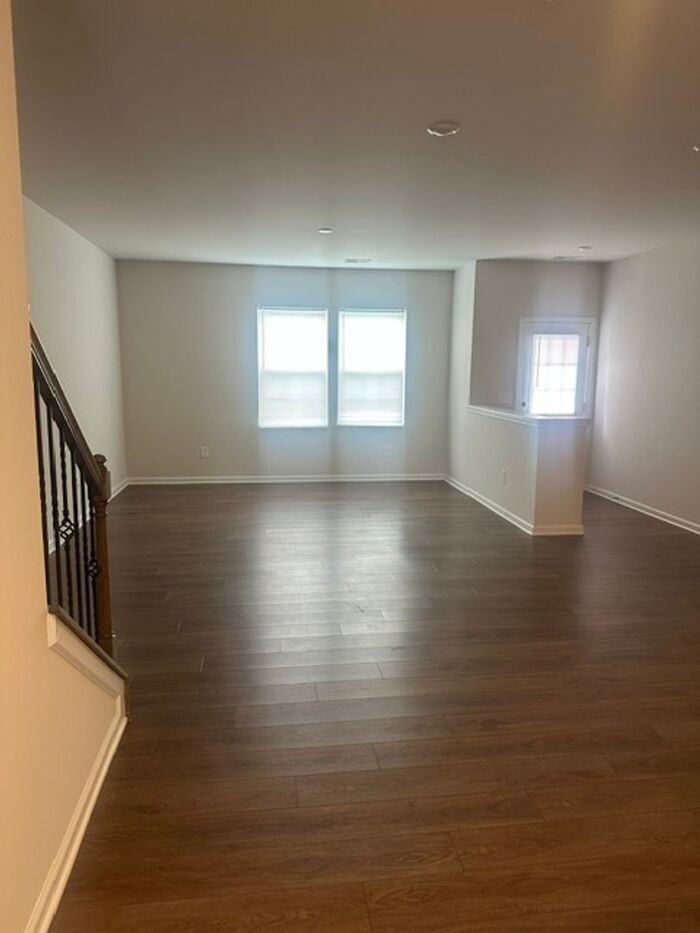 15740 Country House St - Photo 7 of 19