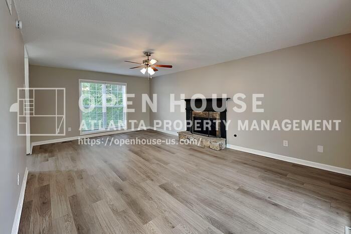 31 Courtney Ln - Photo 4 of 21