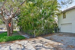 featured image of 2000 S Miami Ave #NA