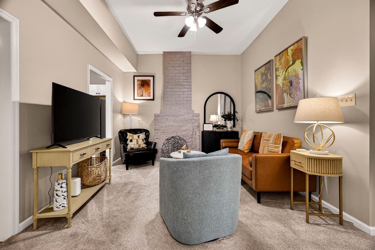 1404 Barnard St #NA - Photo 2 of 22