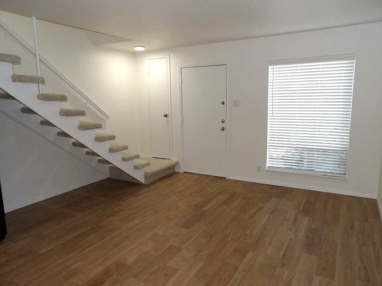 5001 Bowser Ave #122 - Photo 3 of 18
