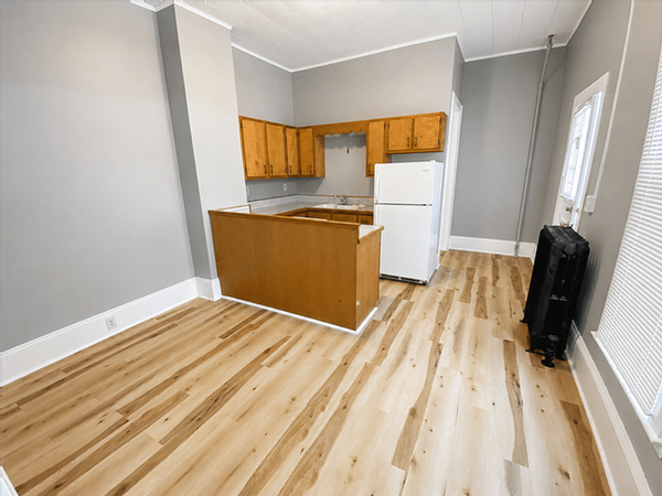 300 Steward Ave #2 - Photo 3 of 12