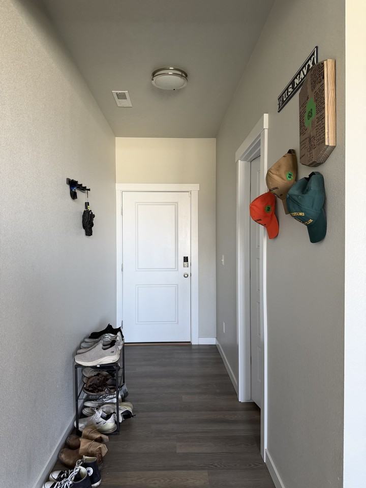 3448 W Commemoration Ave #NA - Photo 7 of 25