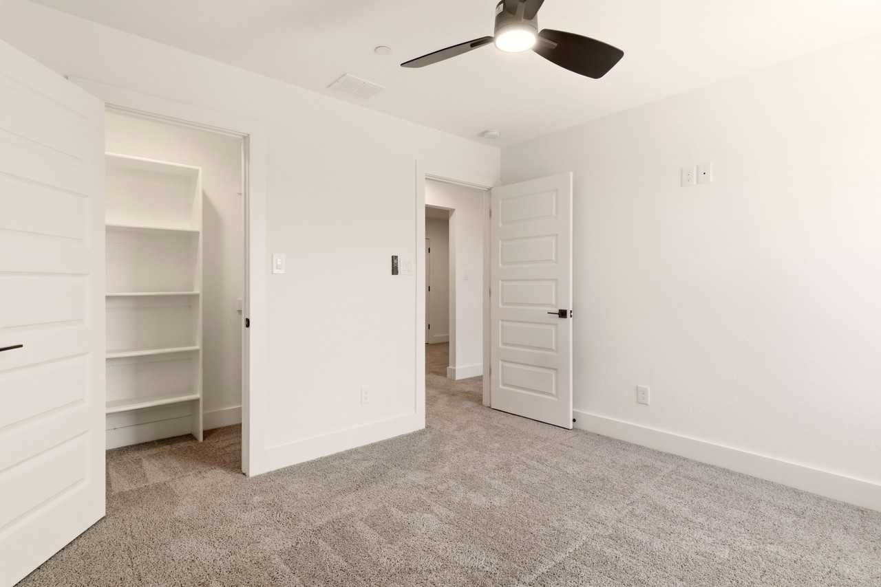 8909 Lowell St #8909 - Photo 5 of 22