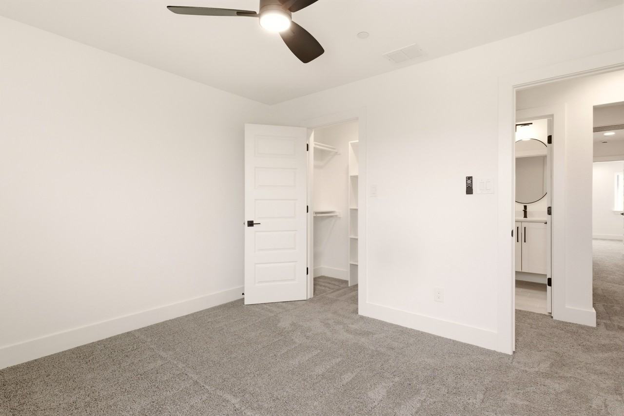 8909 Lowell St #8909 - Photo 6 of 22