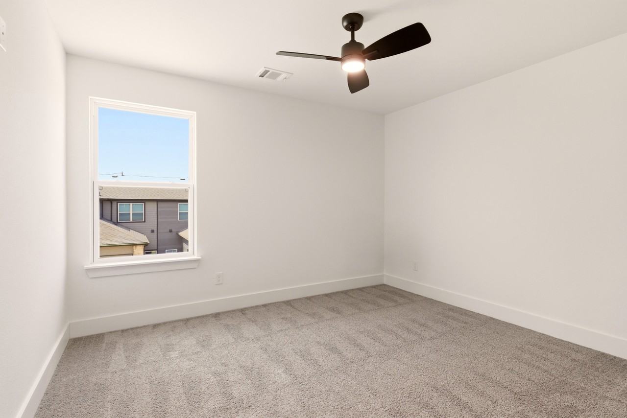 8909 Lowell St #8909 - Photo 7 of 22