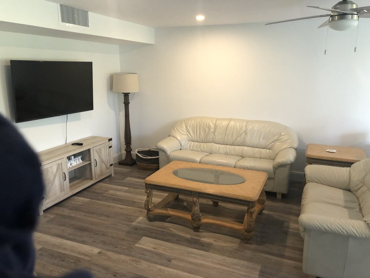 1238 Hillsboro Mile #204 - Photo 3 of 11