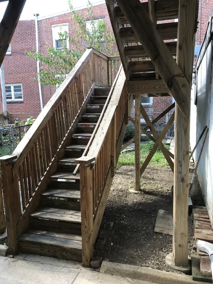 835 N Union St #B - Photo 3 of 11