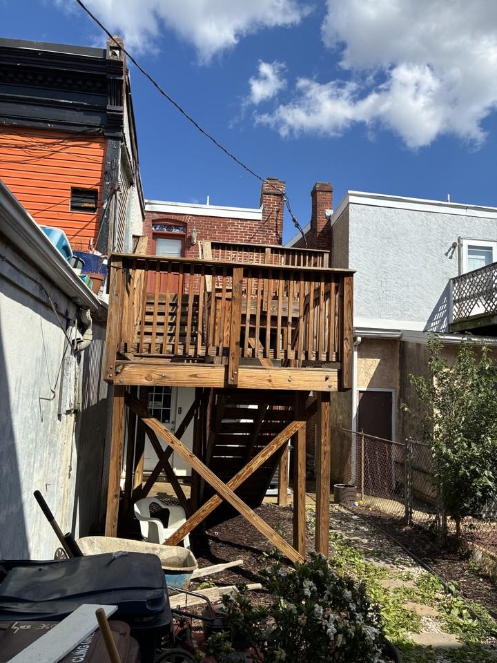 835 N Union St #B - Photo 4 of 11