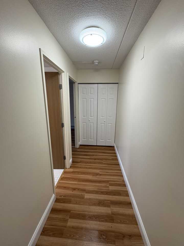 400 Massachusetts Ave #66 - Photo 5 of 14