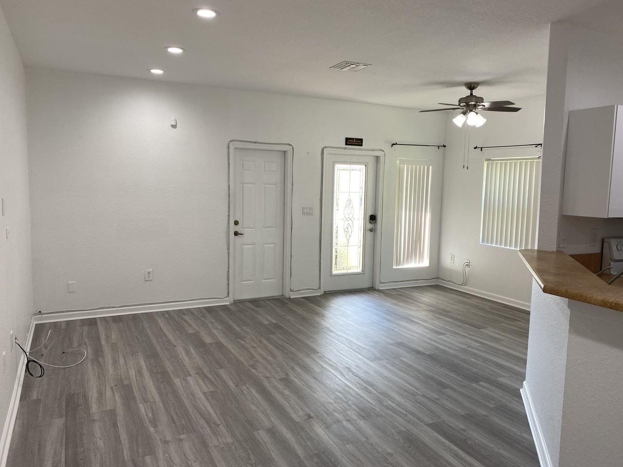 5603 Polk St #A - Photo 3 of 14
