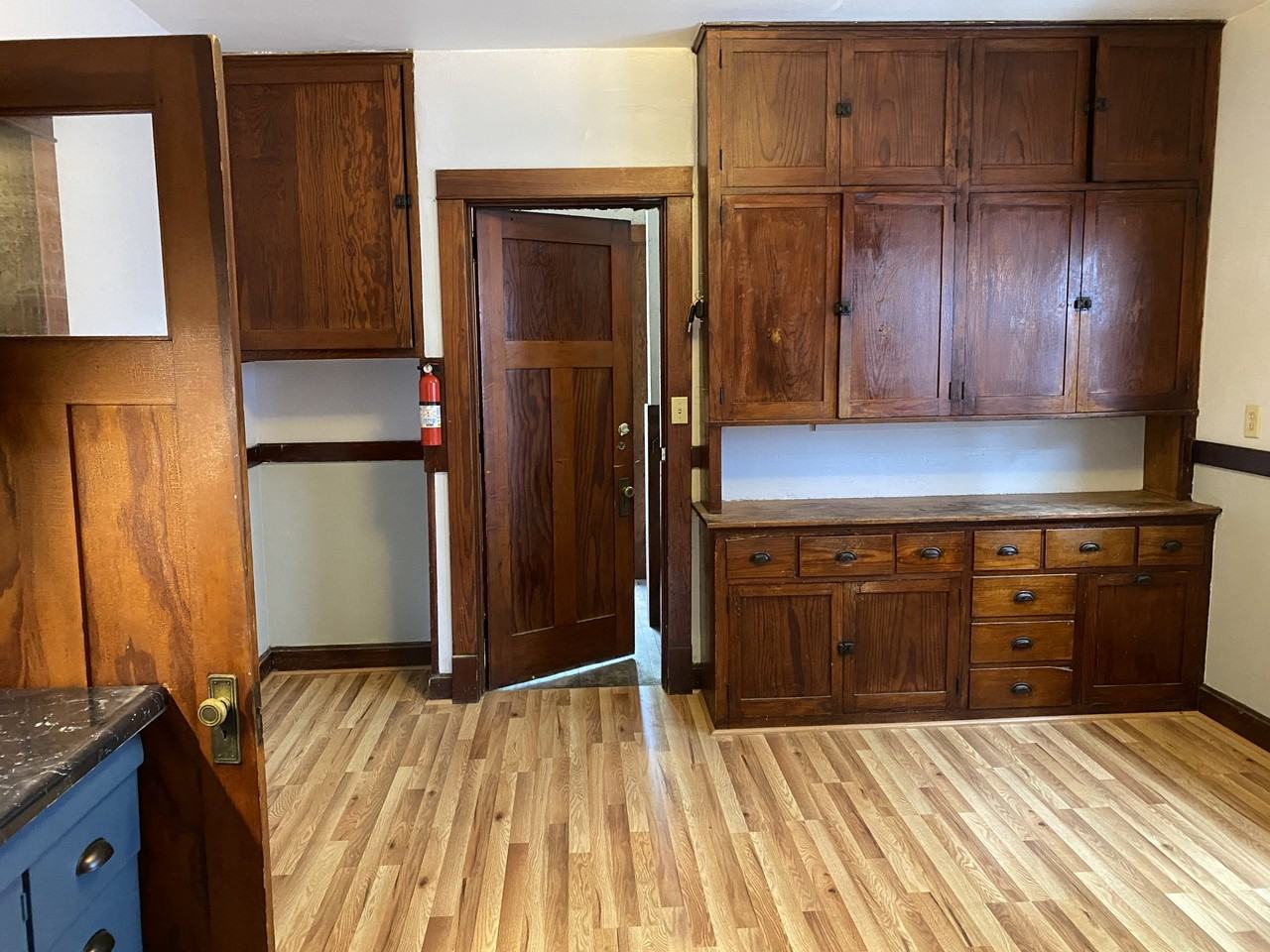 1013 E Gorham St #1 - Photo 6 of 10