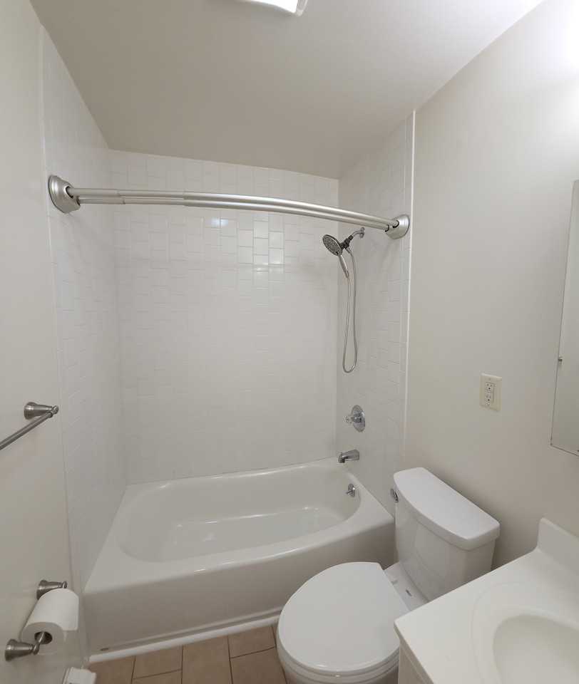 139 Second St #137 - Photo 4 of 11