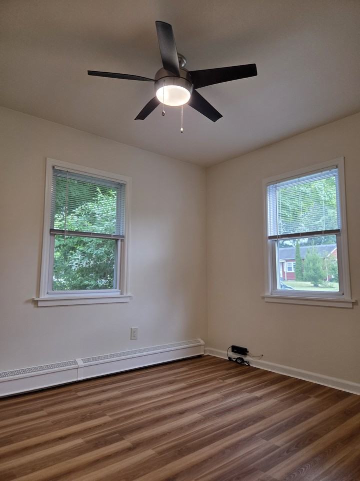 139 Second St #137 - Photo 6 of 11