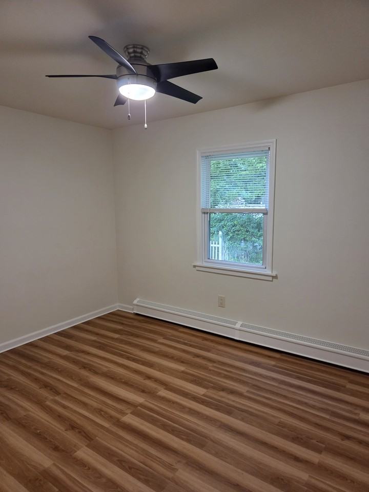139 Second St #137 - Photo 7 of 11