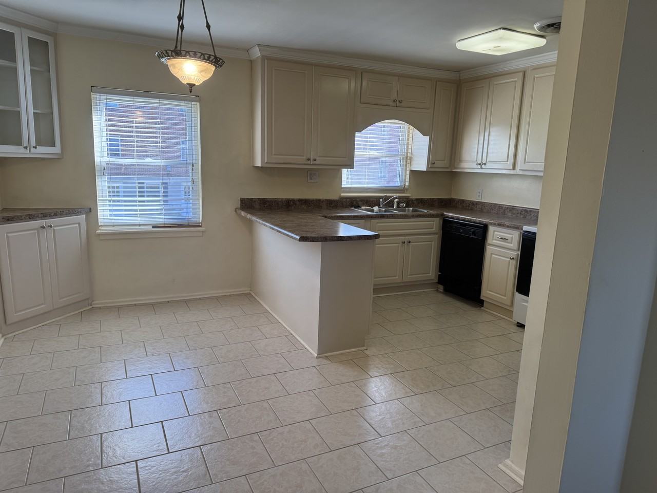 501 Milledge Rd #19C - Photo 4 of 5