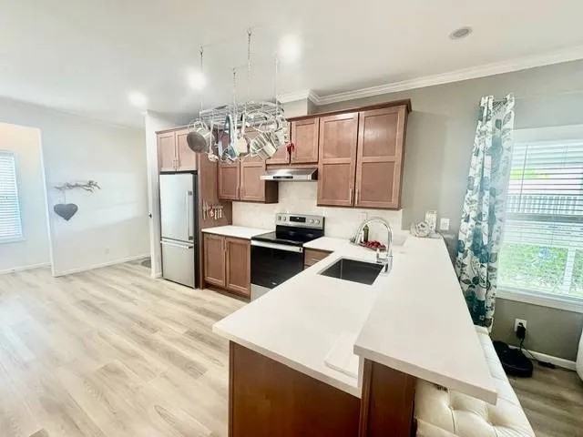 2068 Bougainvillea Ct #NA - Photo 5 of 16